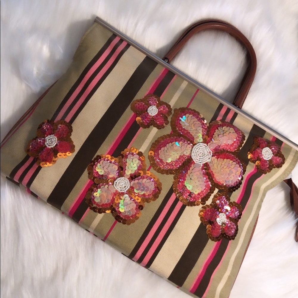 Hand🌸Clutch - Picture 3 of 3